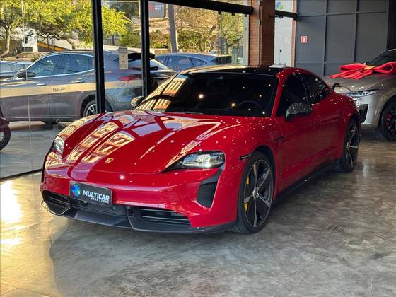PORSCHE TAYCAN TURBO S ELÉTRICO PORSCHE TAYCAN TURBO S ELÉTRICO